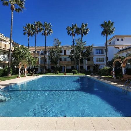 Lovely Apartment In Denia; El Patio Exterior foto