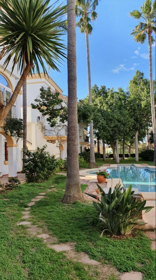 Lovely Apartment In Denia; El Patio Exterior foto