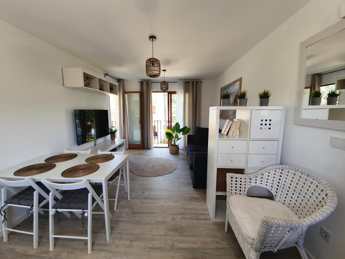 Lovely Apartment In Denia; El Patio Exterior foto