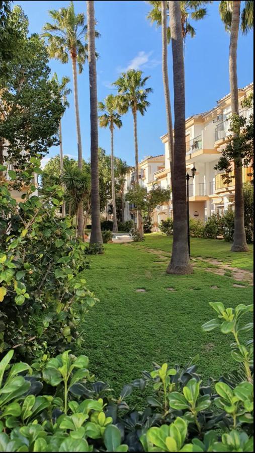 Lovely Apartment In Denia; El Patio Exterior foto