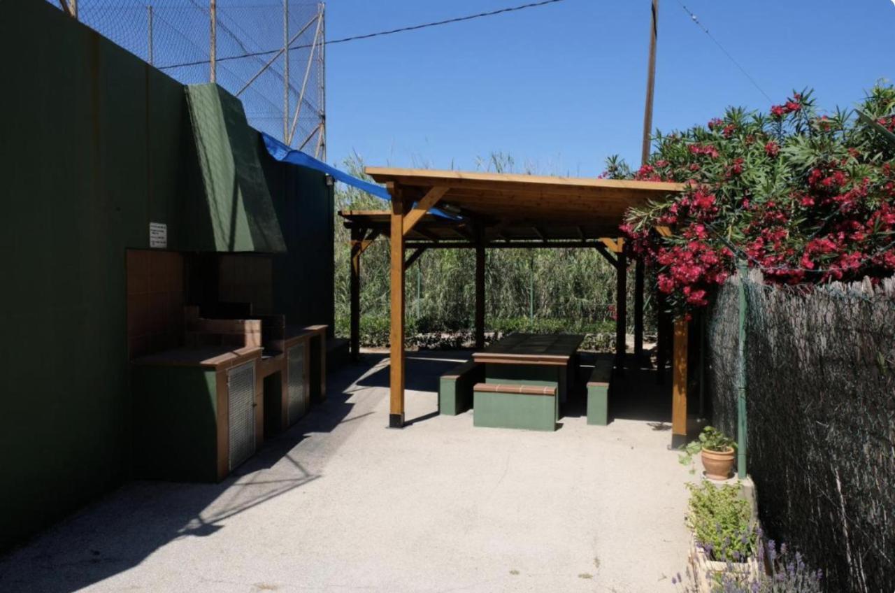 Lovely Apartment In Denia; El Patio Exterior foto